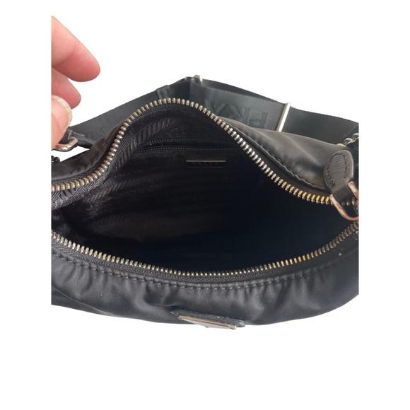 Authentic PRADA RE-Edition 2005 Shoulder Bag 1BH204 Black Nylon #36634584 - Picture 11 of 15